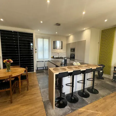 Le Mourillon Grand Proche Des Plages Apartamento Tolón