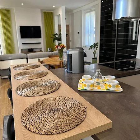 Le Mourillon Grand Proche Des Plages *