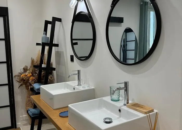 Le Mourillon Grand Proche Des Plages